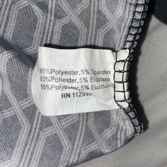 Black patterned romper - Picture 3 of 4